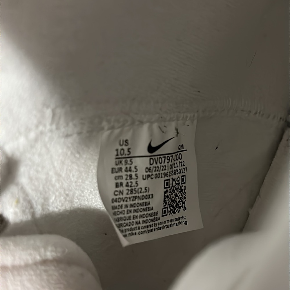 Nike Blazer Mid ‘77 SE - Picture 6 of 8